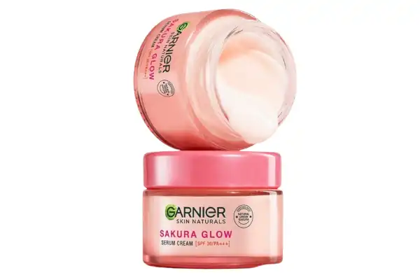 Garnier Sakura Glow